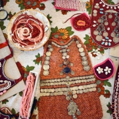 Herstellung einer traditionellen Tracht_Foto Gulnaz Makieva